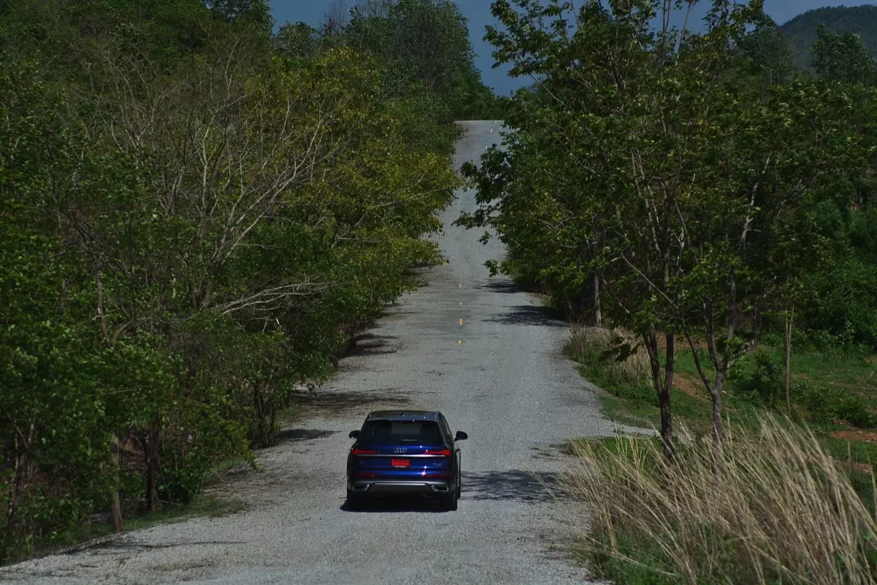 ใช้ให้เป็น ระบบขับเคลื่อน 4 ล้อ 4 WD ในเอสยูวีและปิกอัพ
