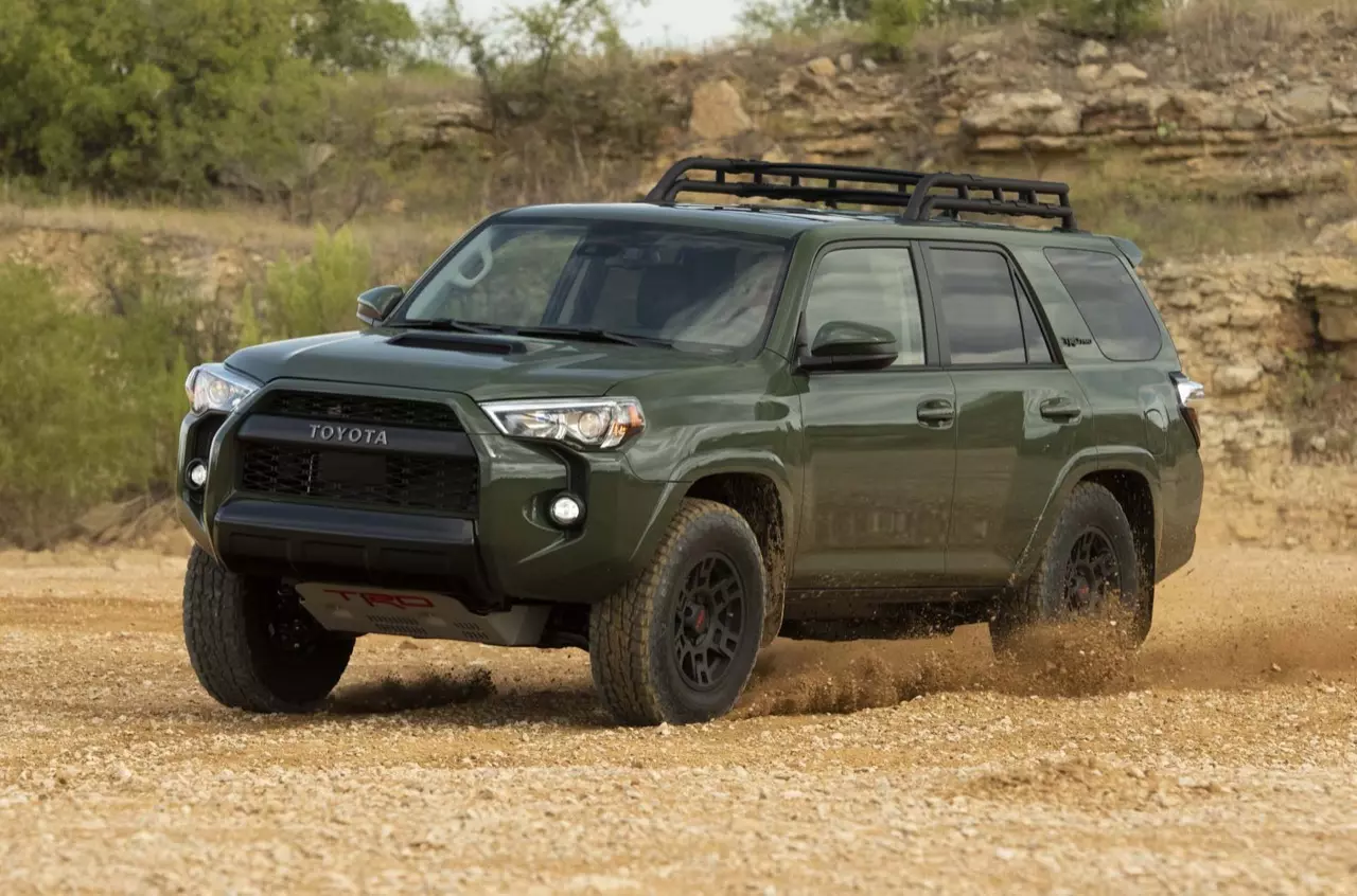 ใช้ให้เป็น ระบบขับเคลื่อน 4 ล้อ 4 WD ในเอสยูวีและปิกอัพ