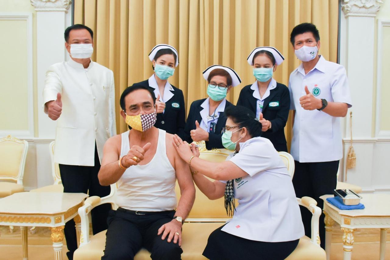 Picture while General Prayut gets his flu shot on May 26, 2020.