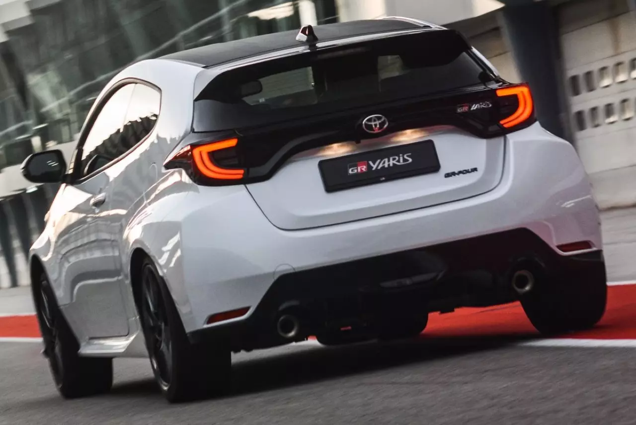 อย่างฮอต GR YARIS คันละ 2.7 ล้าน ลูกค้าไทยจอง 500 คัน ได้มาแค่ 127 คัน!