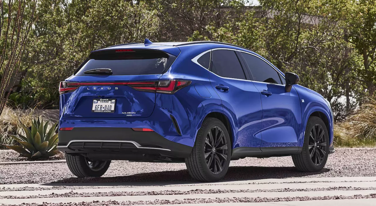 Lexus nx shop hybrid 2022