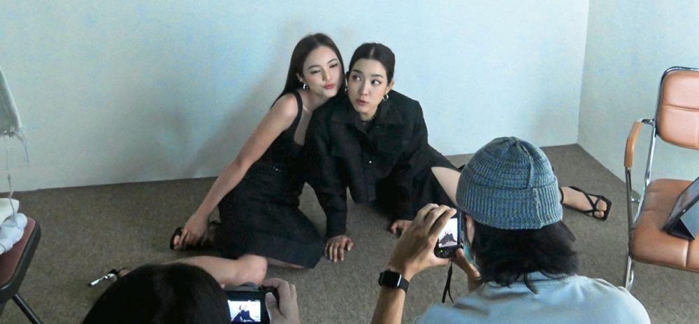 หลังกล้องจริงๆ