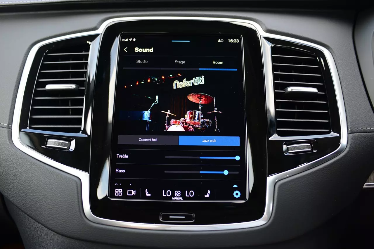 ทดสอบ VOLVO XC90 RECHARGE ULTMATE T8 ยานแม่ไวกิ้ง แรงบิดทะลุมิติกับระบบ PLUG IN HYBRID