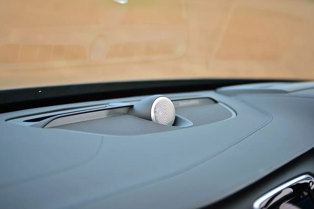 ทดสอบ VOLVO XC90 RECHARGE ULTMATE T8 ยานแม่ไวกิ้ง แรงบิดทะลุมิติกับระบบ PLUG IN HYBRID