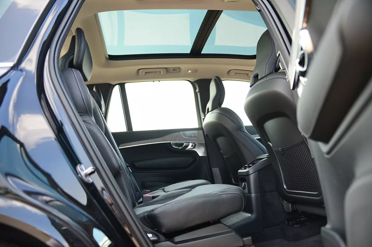 ทดสอบ VOLVO XC90 RECHARGE ULTMATE T8 ยานแม่ไวกิ้ง แรงบิดทะลุมิติกับระบบ PLUG IN HYBRID