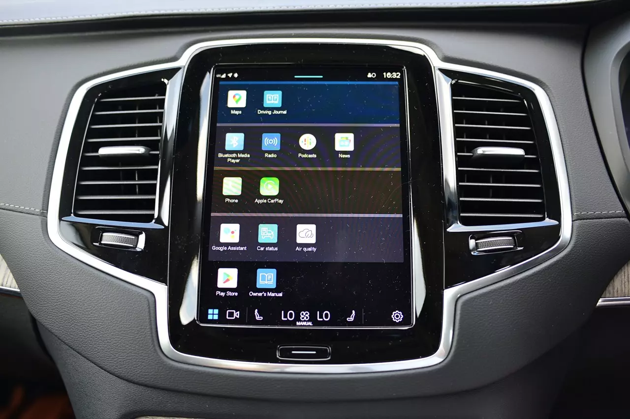 ทดสอบ VOLVO XC90 RECHARGE ULTMATE T8 ยานแม่ไวกิ้ง แรงบิดทะลุมิติกับระบบ PLUG IN HYBRID