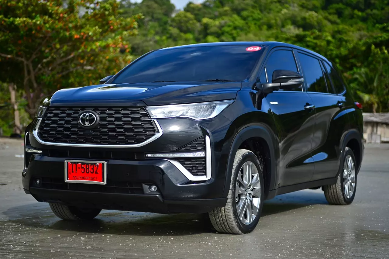 นุ่มนวลชวนหลับ! สัมผัสแรกแปลกใจ TOYOTA INNOVA ZENIX 2.0HEV PREMIUM