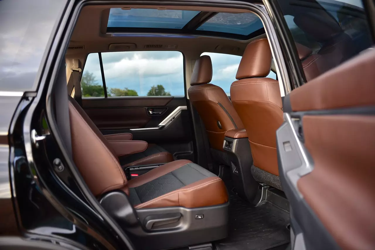นุ่มนวลชวนหลับ! สัมผัสแรกแปลกใจ TOYOTA INNOVA ZENIX 2.0HEV PREMIUM