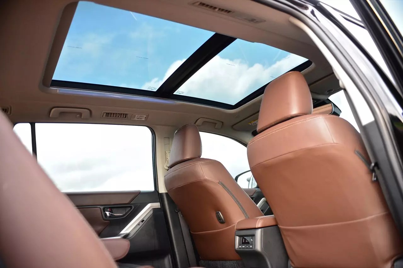 นุ่มนวลชวนหลับ! สัมผัสแรกแปลกใจ TOYOTA INNOVA ZENIX 2.0HEV PREMIUM