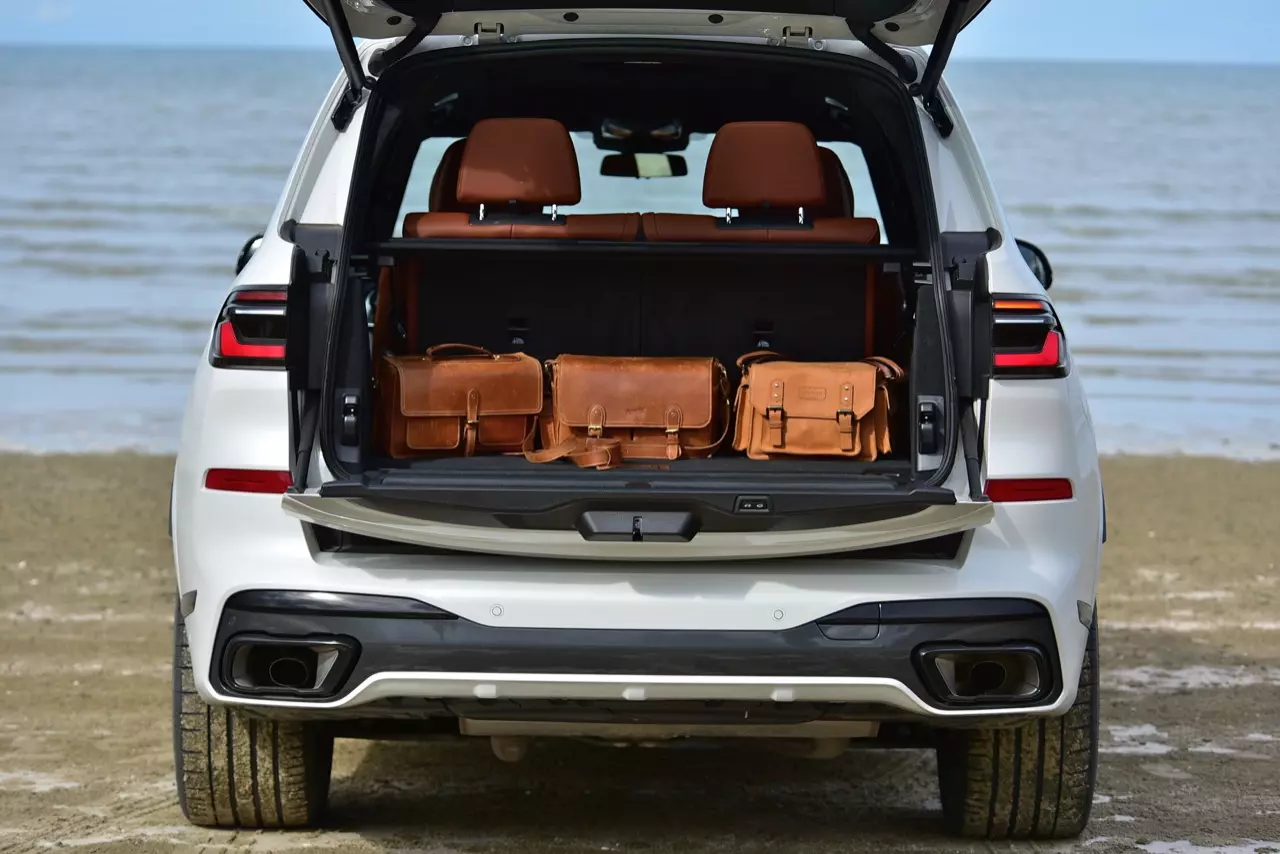 ประกอบไทยราคาดีงาม ทดสอบ BMW X7 xDRIVE40d M SPORT LCI 2023