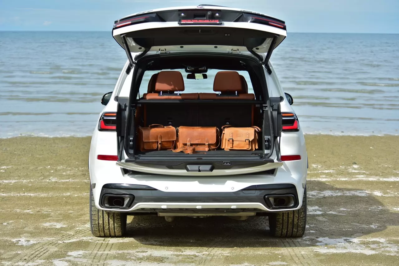 ประกอบไทยราคาดีงาม ทดสอบ BMW X7 xDRIVE40d M SPORT LCI 2023