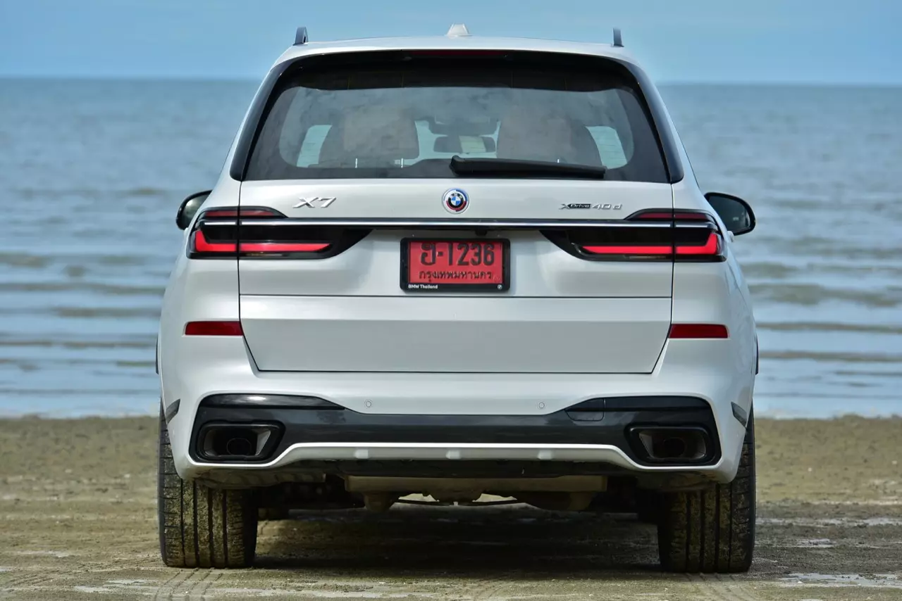 ประกอบไทยราคาดีงาม ทดสอบ BMW X7 xDRIVE40d M SPORT LCI 2023