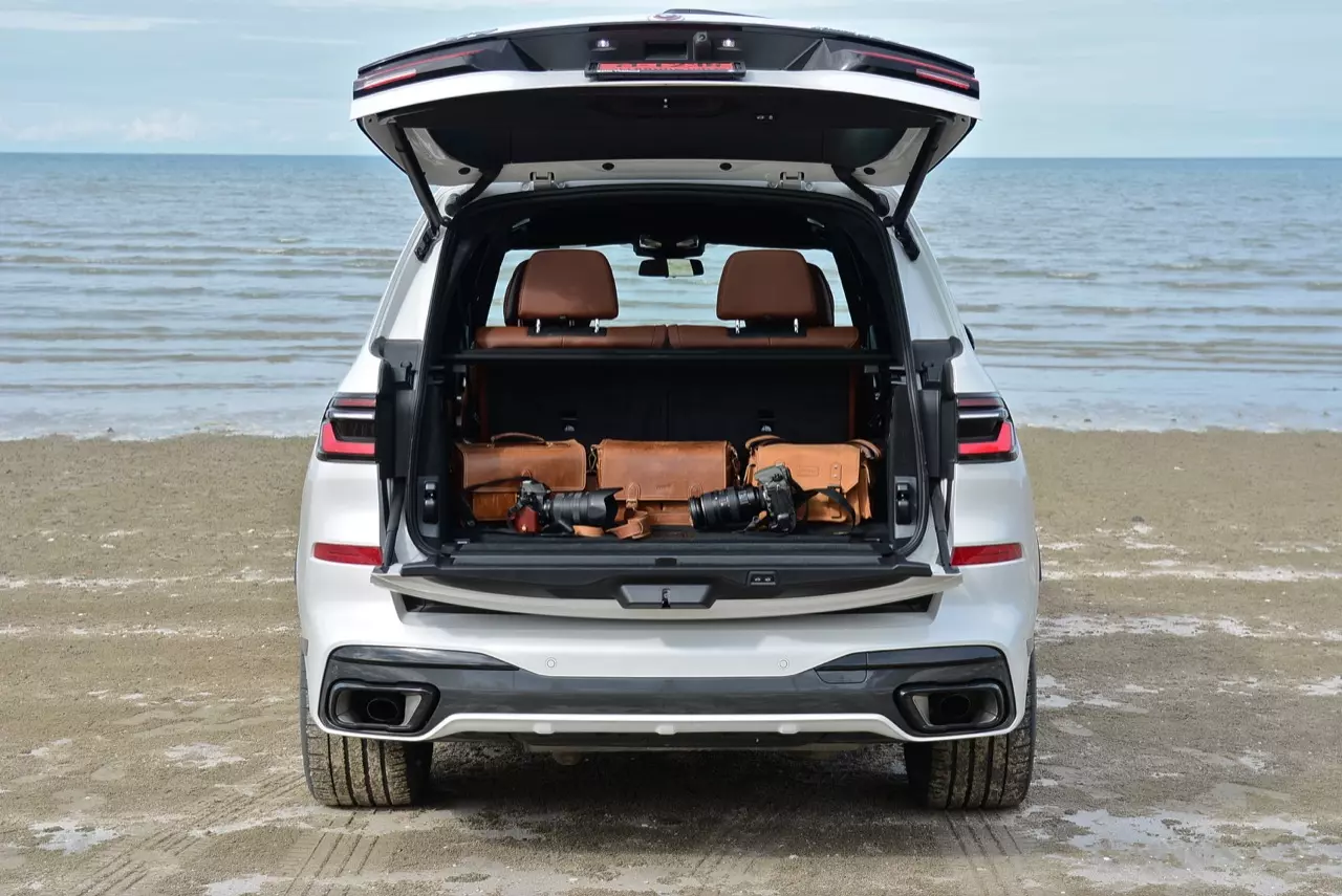 ประกอบไทยราคาดีงาม ทดสอบ BMW X7 xDRIVE40d M SPORT LCI 2023