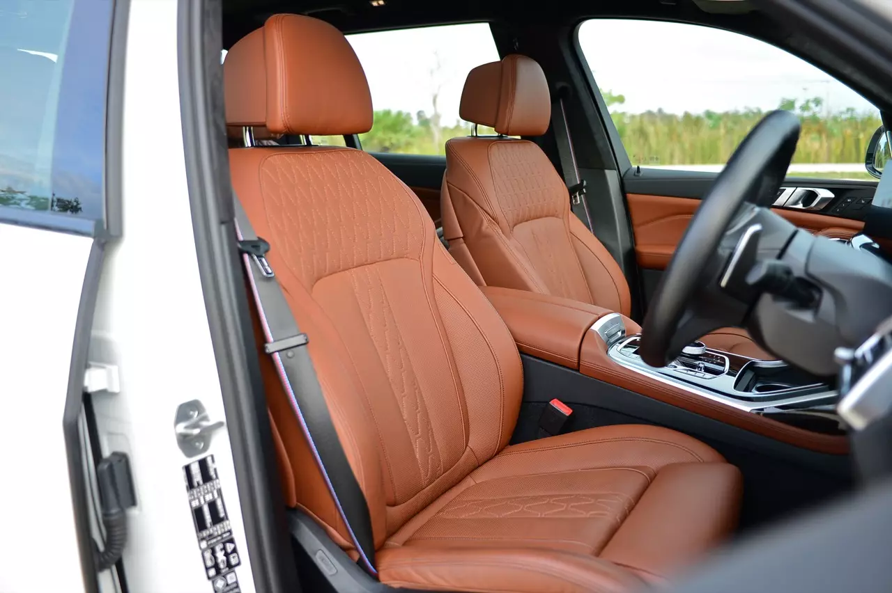 ประกอบไทยราคาดีงาม ทดสอบ BMW X7 xDRIVE40d M SPORT LCI 2023