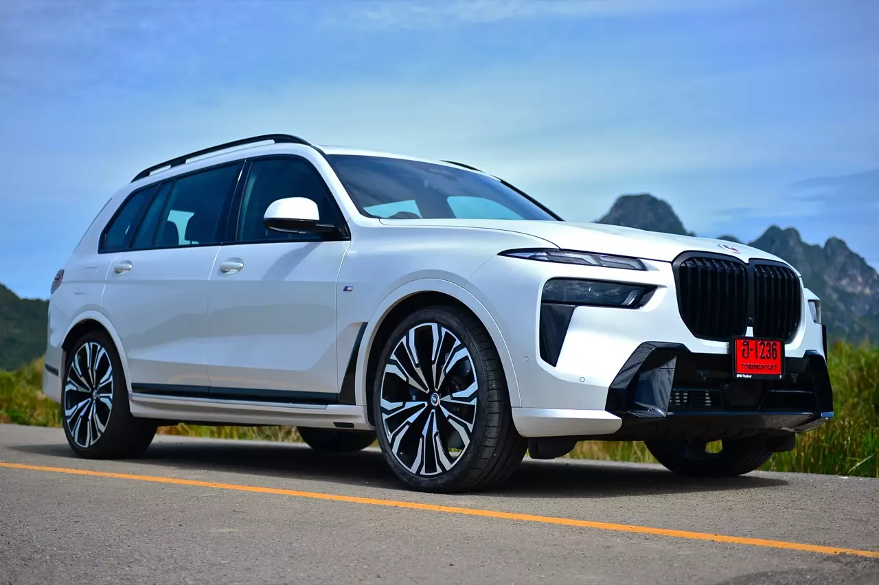 ประกอบไทยราคาดีงาม ทดสอบ BMW X7 xDRIVE40d M SPORT LCI 2023