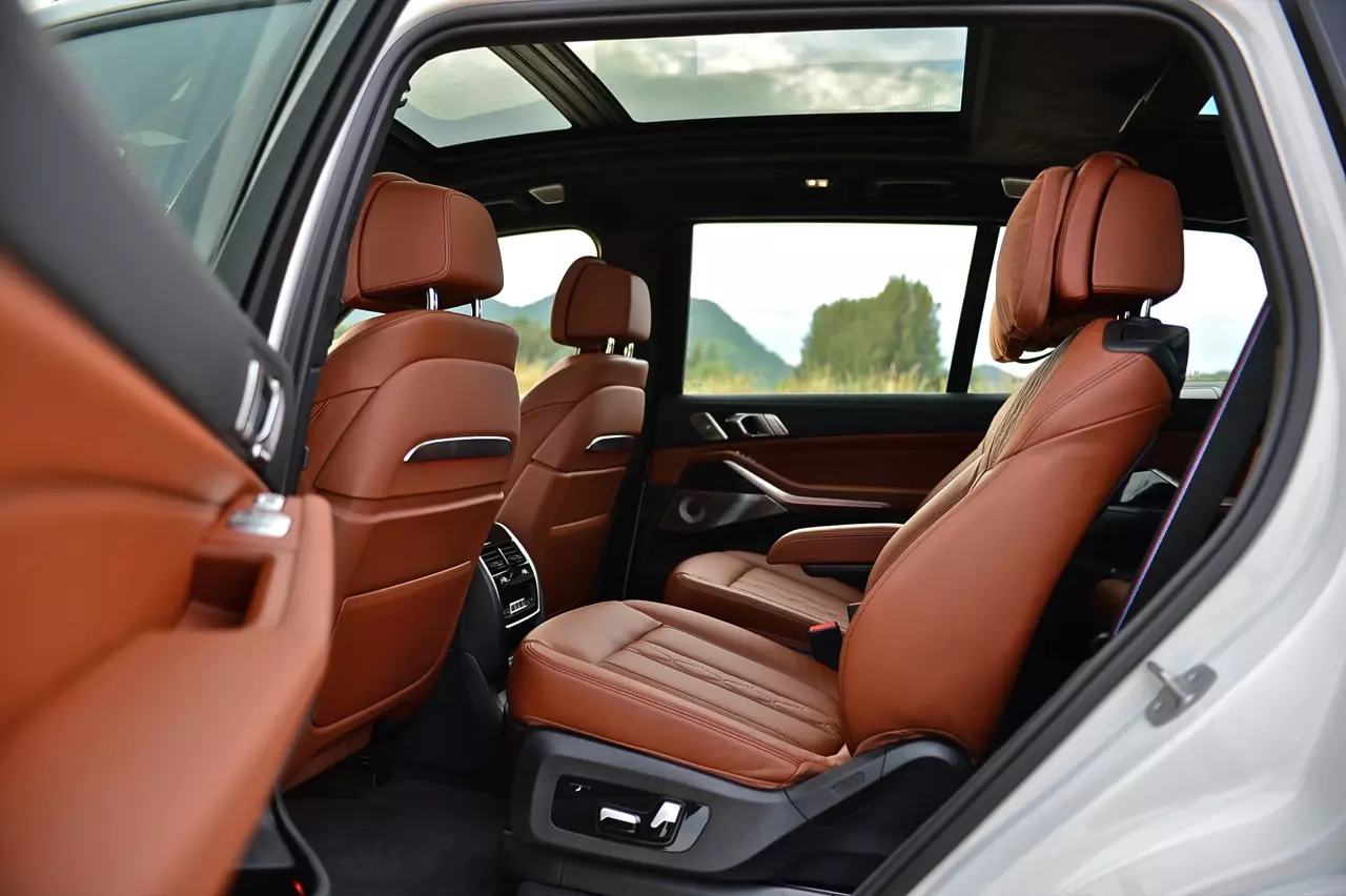 ประกอบไทยราคาดีงาม ทดสอบ BMW X7 xDRIVE40d M SPORT LCI 2023