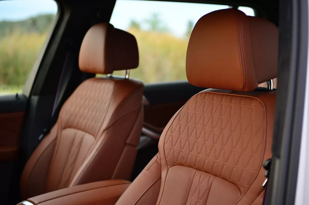 ประกอบไทยราคาดีงาม ทดสอบ BMW X7 xDRIVE40d M SPORT LCI 2023