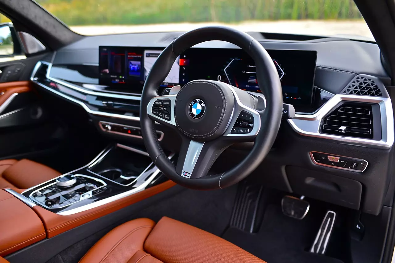 ประกอบไทยราคาดีงาม ทดสอบ BMW X7 xDRIVE40d M SPORT LCI 2023