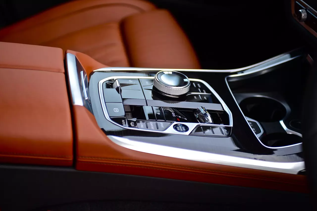 ประกอบไทยราคาดีงาม ทดสอบ BMW X7 xDRIVE40d M SPORT LCI 2023