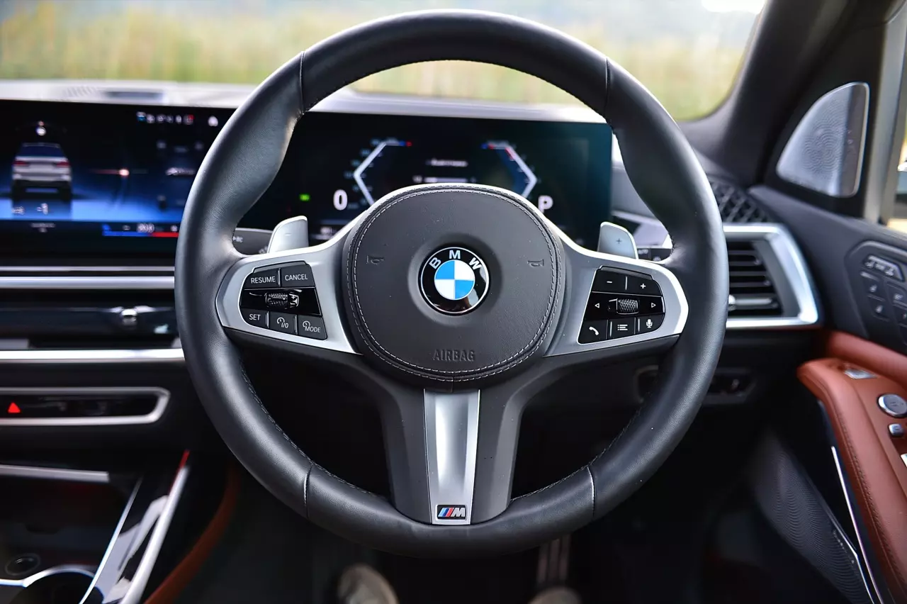ประกอบไทยราคาดีงาม ทดสอบ BMW X7 xDRIVE40d M SPORT LCI 2023