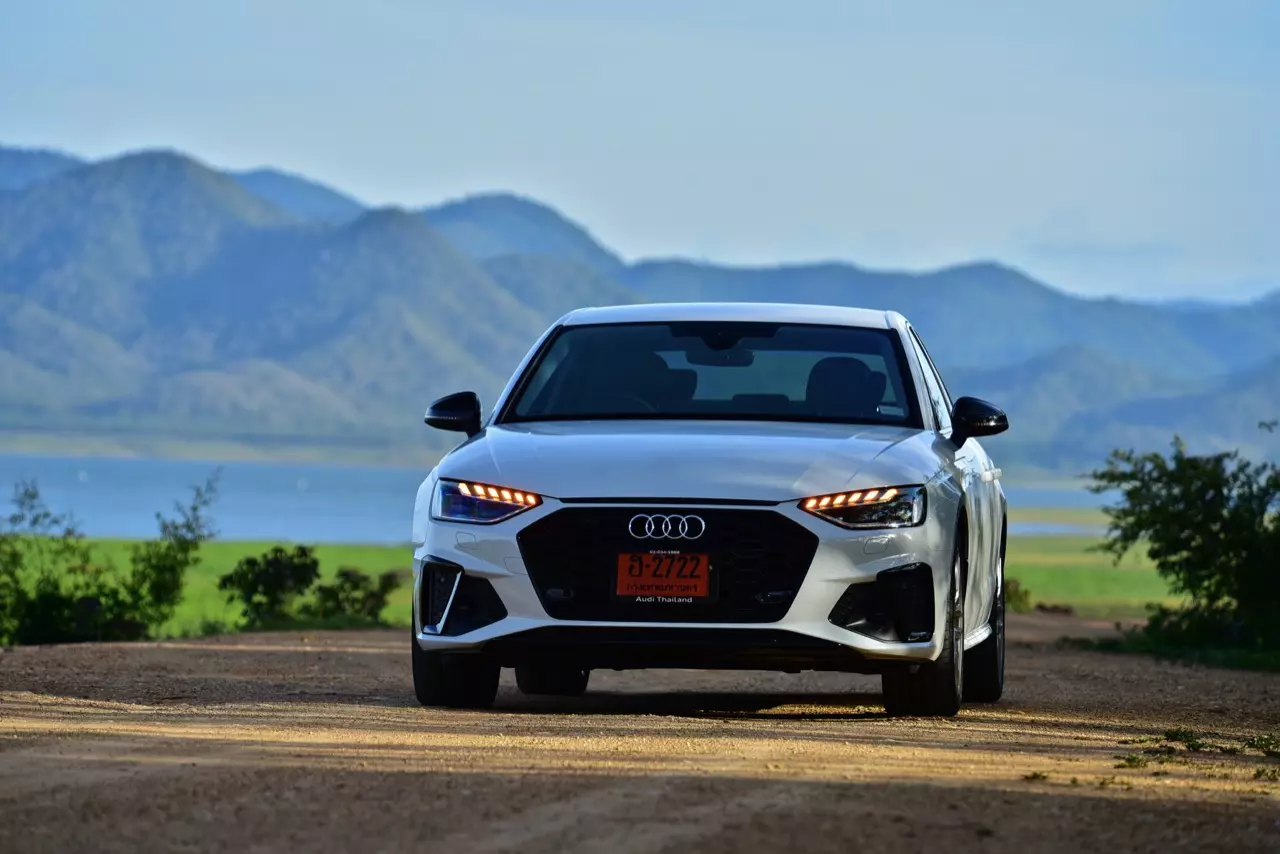 ช่วงล่างอย่างเทพ ราคาอย่างถูก! ทดสอบ AUDI A4 40TFSI S LINE ICON BLACK