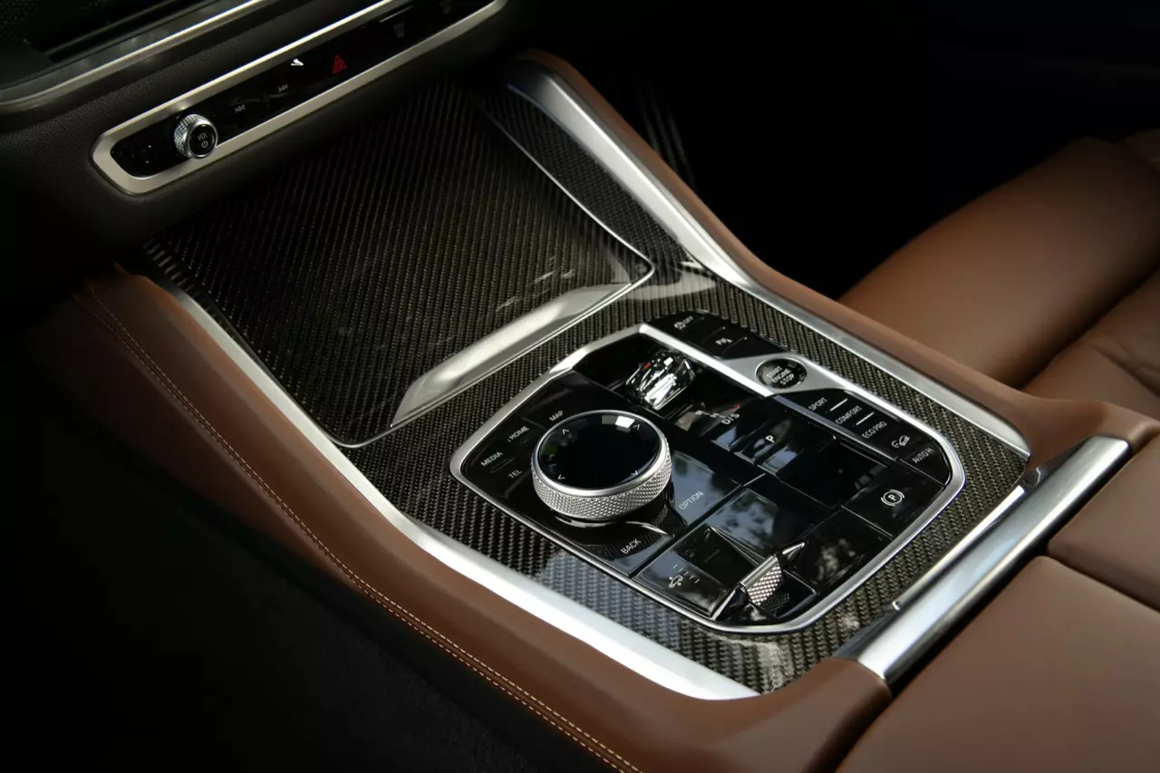 เยอรมันพันธุ์ดุ BMW X6 xDrive40i M Sport LCI 2023 ประกอบไทย ราคา 5,899,000 บาท