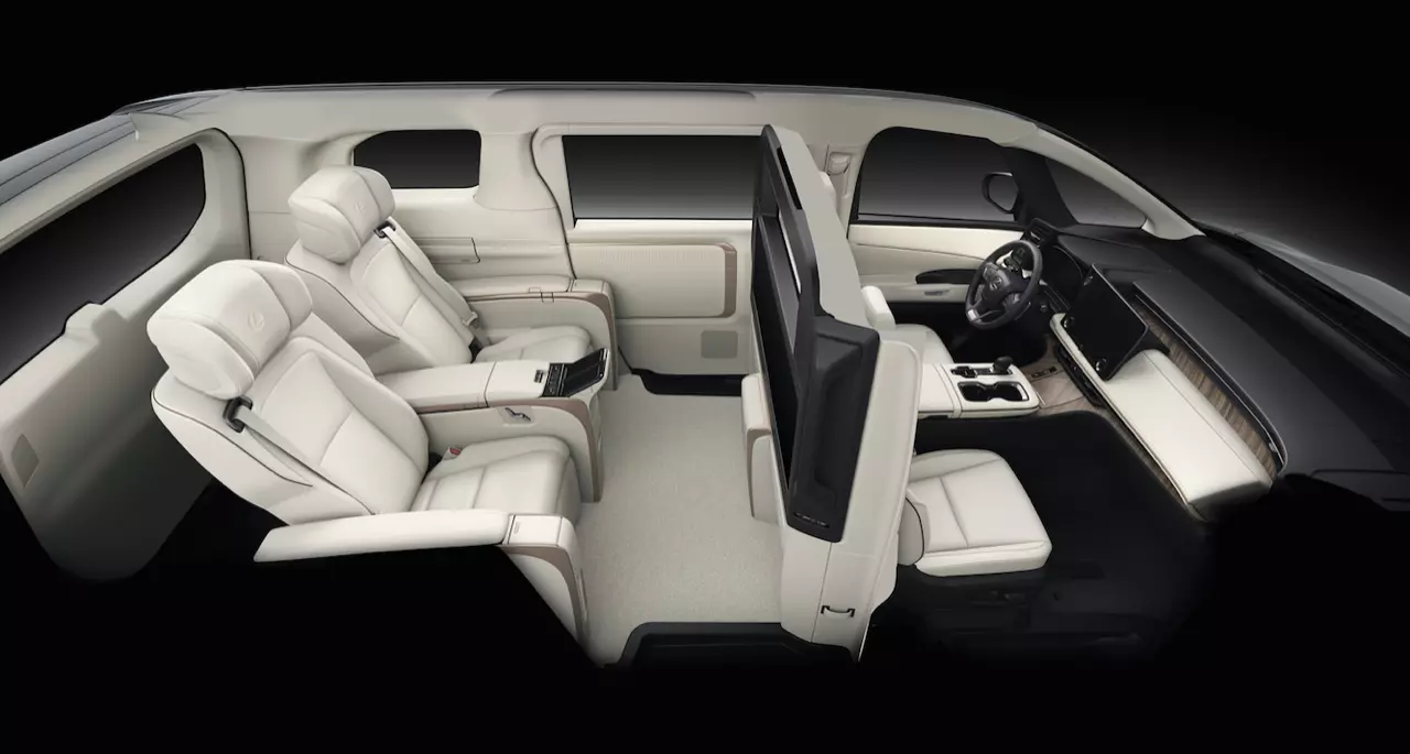 ตู้เทวดา สุดหล่อมาแล้ว The New LEXUS LM ราคาเริ่มต้น 6,290,000 บาท