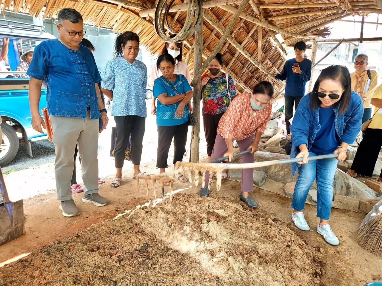 7 สูตรน้ำหมัก “เกษตรดีเด่น ปี 66” แค่ขายปุ๋ยรายได้เดือนละแสน