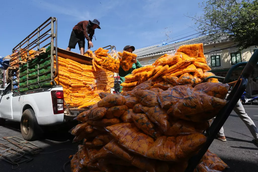 'ปากคลองตลาด' ความงามแห่งดอกไม้ไทย แต่ทำไมต่างชาติไม่ซื้อ?