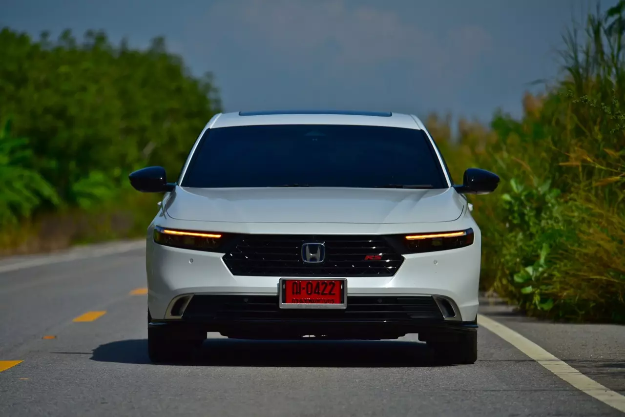 ขับโคตรดี! ทดสอบ HONDA NEW ACCORD RS e:HEV 