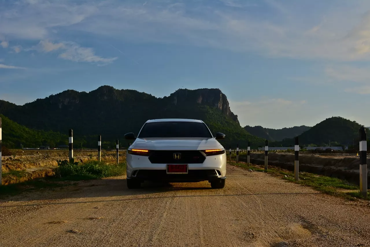 ขับโคตรดี! ทดสอบ HONDA NEW ACCORD RS e:HEV 