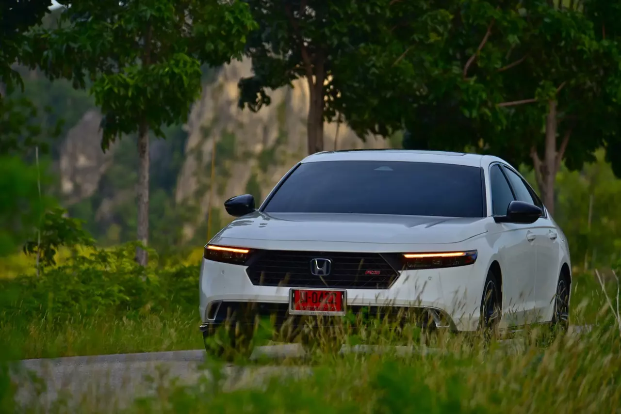 ขับโคตรดี! ทดสอบ HONDA NEW ACCORD RS e:HEV 