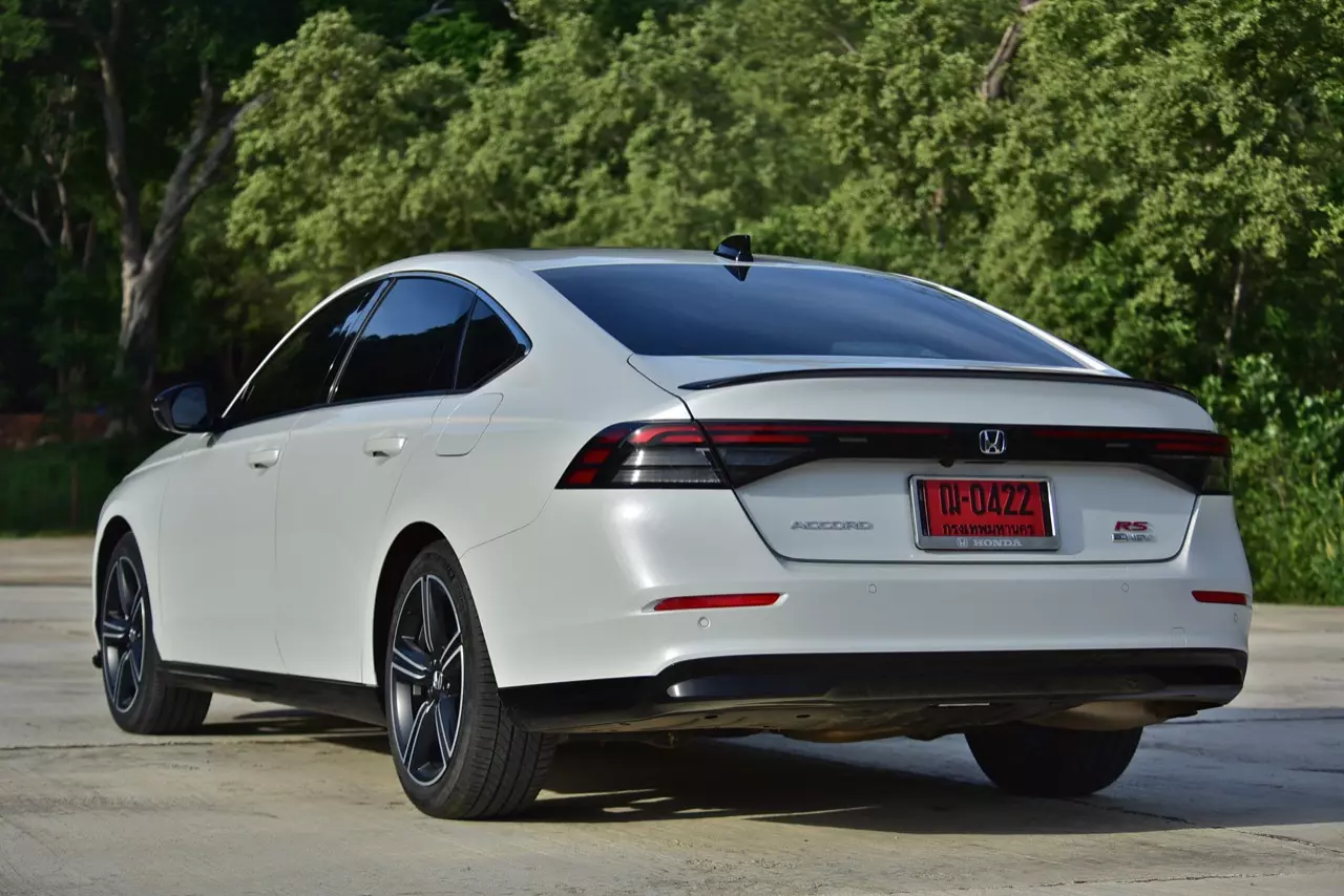 ขับโคตรดี! ทดสอบ HONDA NEW ACCORD RS e:HEV 
