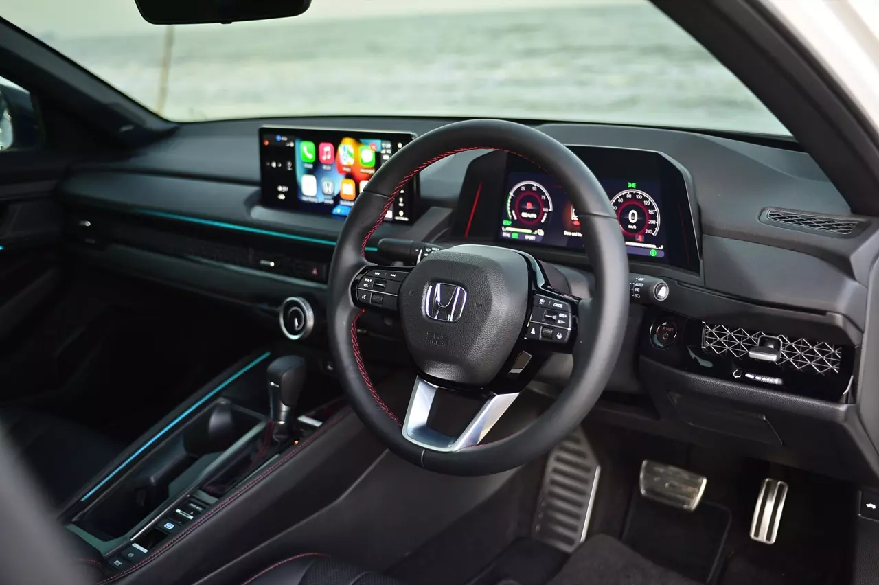 ขับโคตรดี! ทดสอบ HONDA NEW ACCORD RS e:HEV 