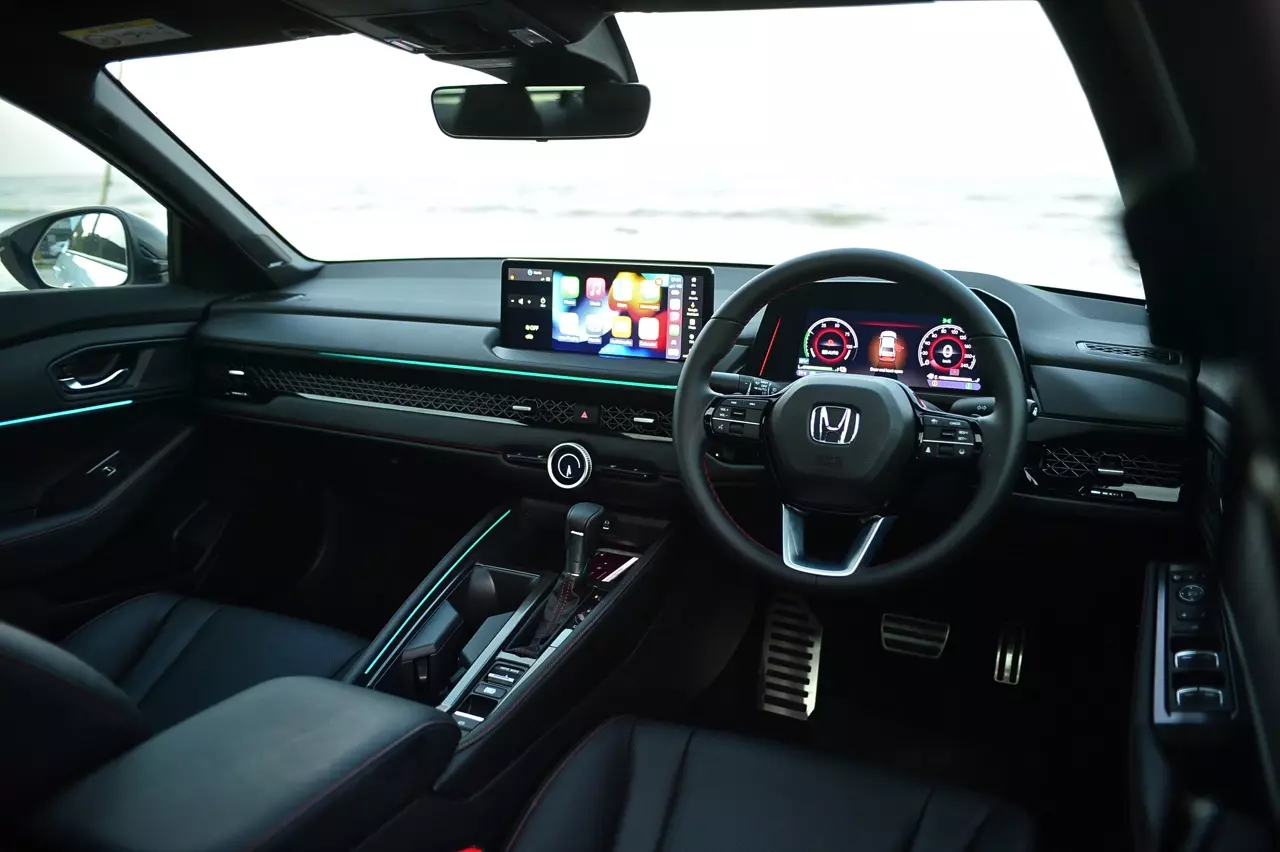 ขับโคตรดี! ทดสอบ HONDA NEW ACCORD RS e:HEV 