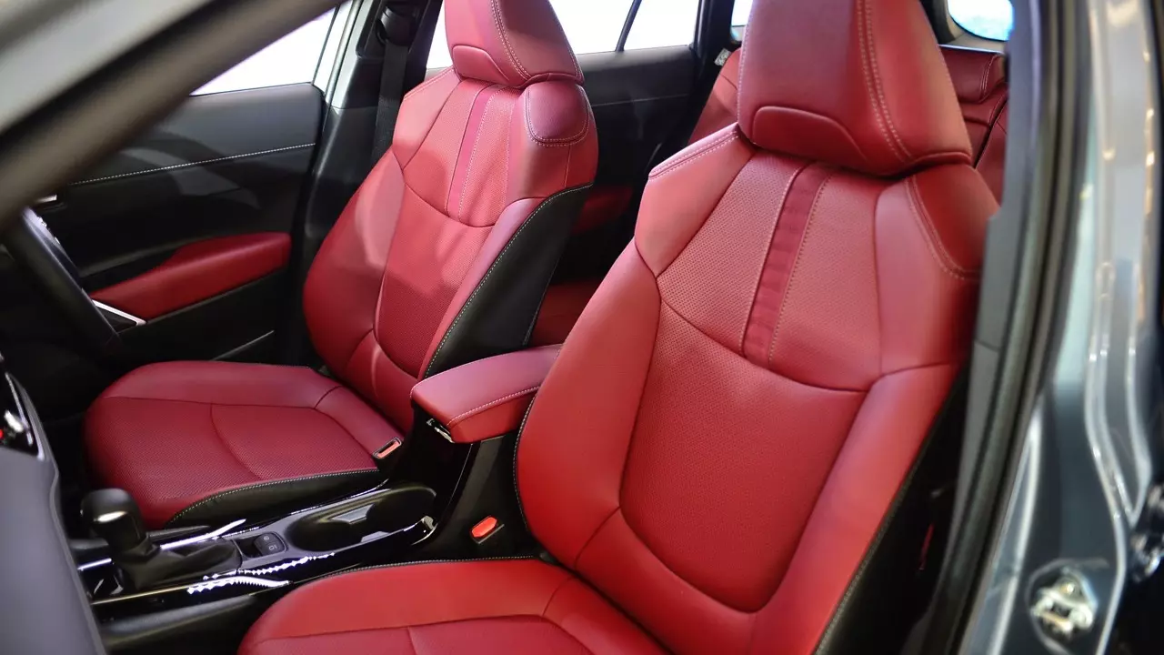 หน้าไม่บึ้ง ตัวตึงสายประหยัด ลองขับ TOYOTA COROLLA CROSS รุ่นปรับโฉม 2024 ของดีที่รอคอย