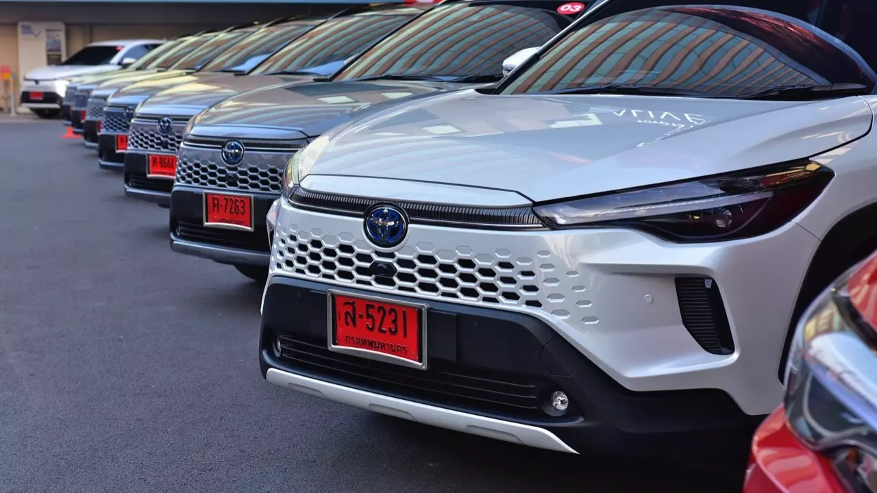 หน้าไม่บึ้ง ตัวตึงสายประหยัด ลองขับ TOYOTA COROLLA CROSS รุ่นปรับโฉม 2024 ของดีที่รอคอย