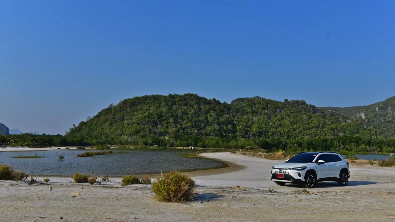หน้าไม่บึ้ง ตัวตึงสายประหยัด ลองขับ TOYOTA COROLLA CROSS รุ่นปรับโฉม 2024 ของดีที่รอคอย