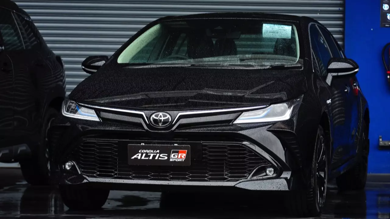 หน้าไม่บึ้ง ตัวตึงสายประหยัด ลองขับ TOYOTA COROLLA CROSS รุ่นปรับโฉม 2024 ของดีที่รอคอย