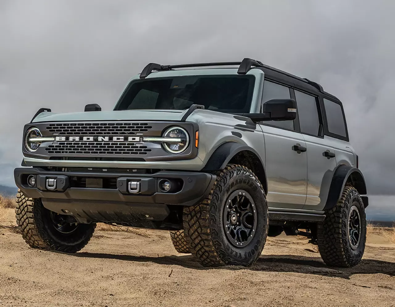 มุ้งมิ้งวิ่งลุยฝุ่น โผล่แล้ว สุดหล่อสายลุย FORD NEW BRONCO 2021