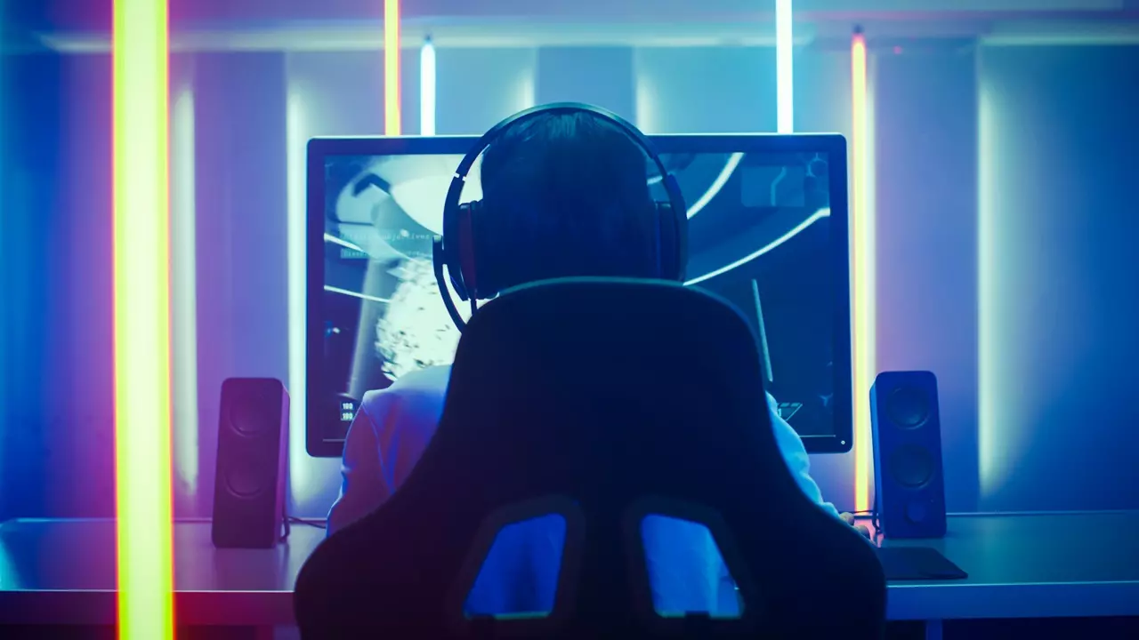 นักแคสต์เกม นักกีฬา E-Sport อาชีพในฝันทำเงินของเกมเมอร์ เส้นแบ่งเด็กติดเกม