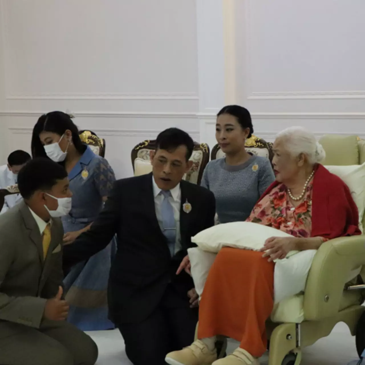 "สมเด็จพระพันปีหลวง" เสด็จทรงบำเพ็ญพระราชกุศล