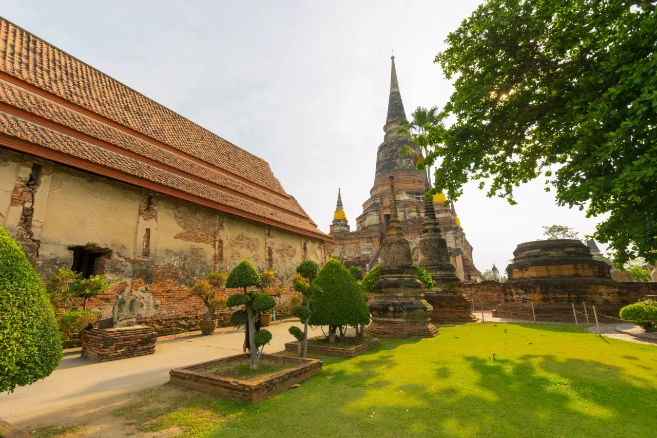ไหว้พระวัดใหญ่ชัยมงคล 2 จุดน่าท่องเที่ยว อนุสรณ์ชัยชนะสมเด็จพระนเรศวร
