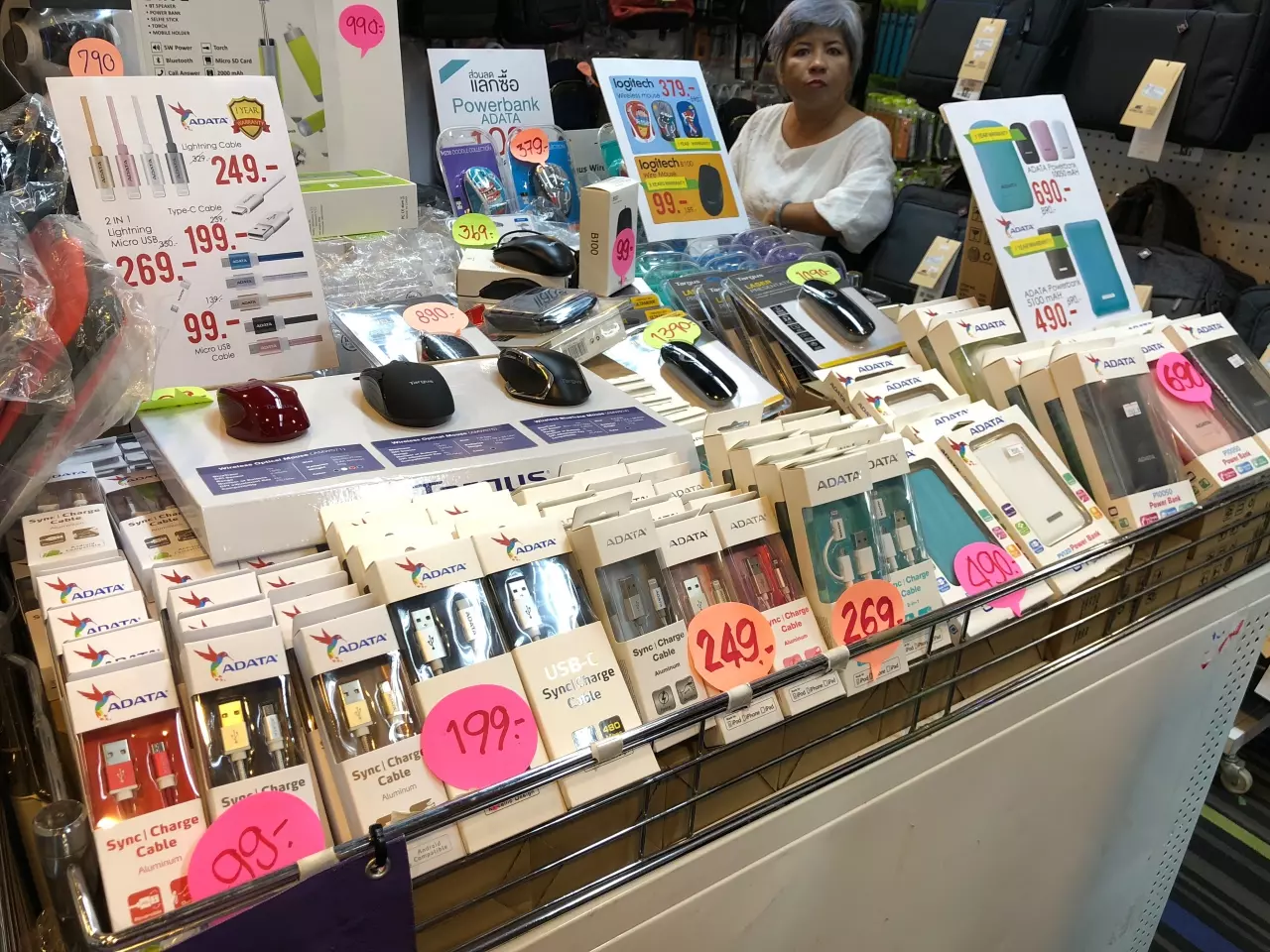 รวมอุปกรณ์ Gadget งาน 'คอมมาร์ต จอย 2018' ลดจริง ถูกจริง