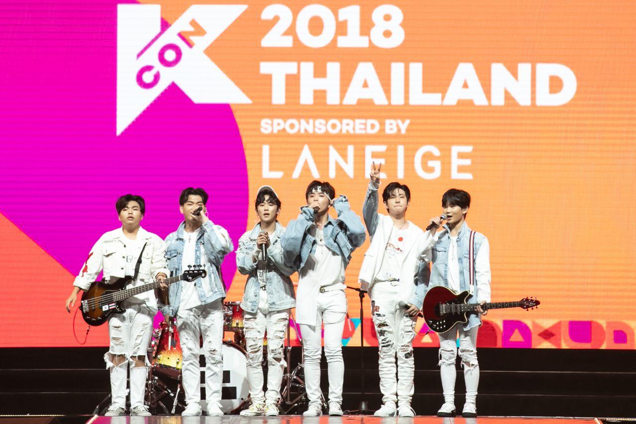 TheEastLight น่ารัก ร้องเพลงเพราะ