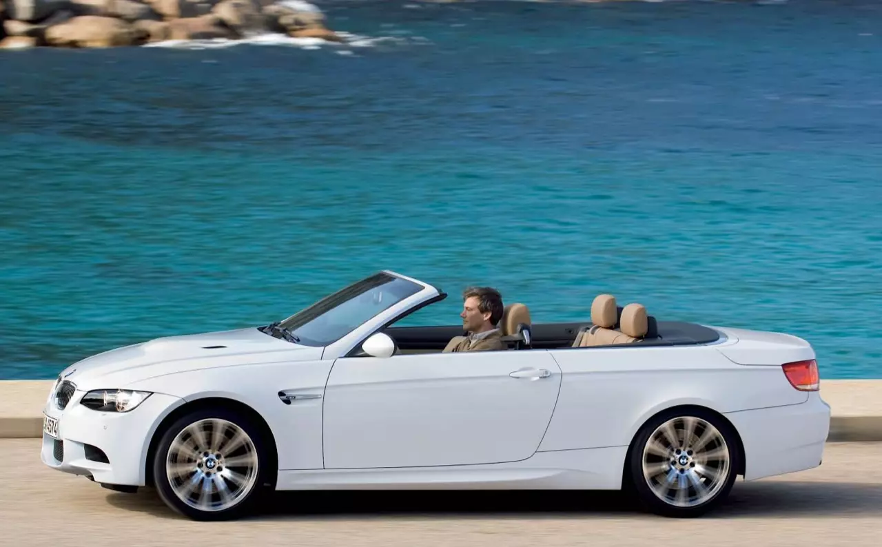 ทดสอบ BMW 430i CONVERTIBLE LUXURY LINE