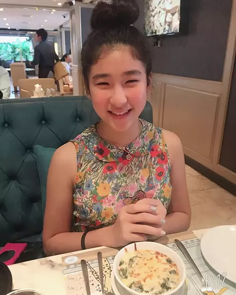 โอ้โห! ลูกสาว พีท ทองเจือ โตเป็นสาวสวย จ่อแจ้งเกิดเข้าวงการ