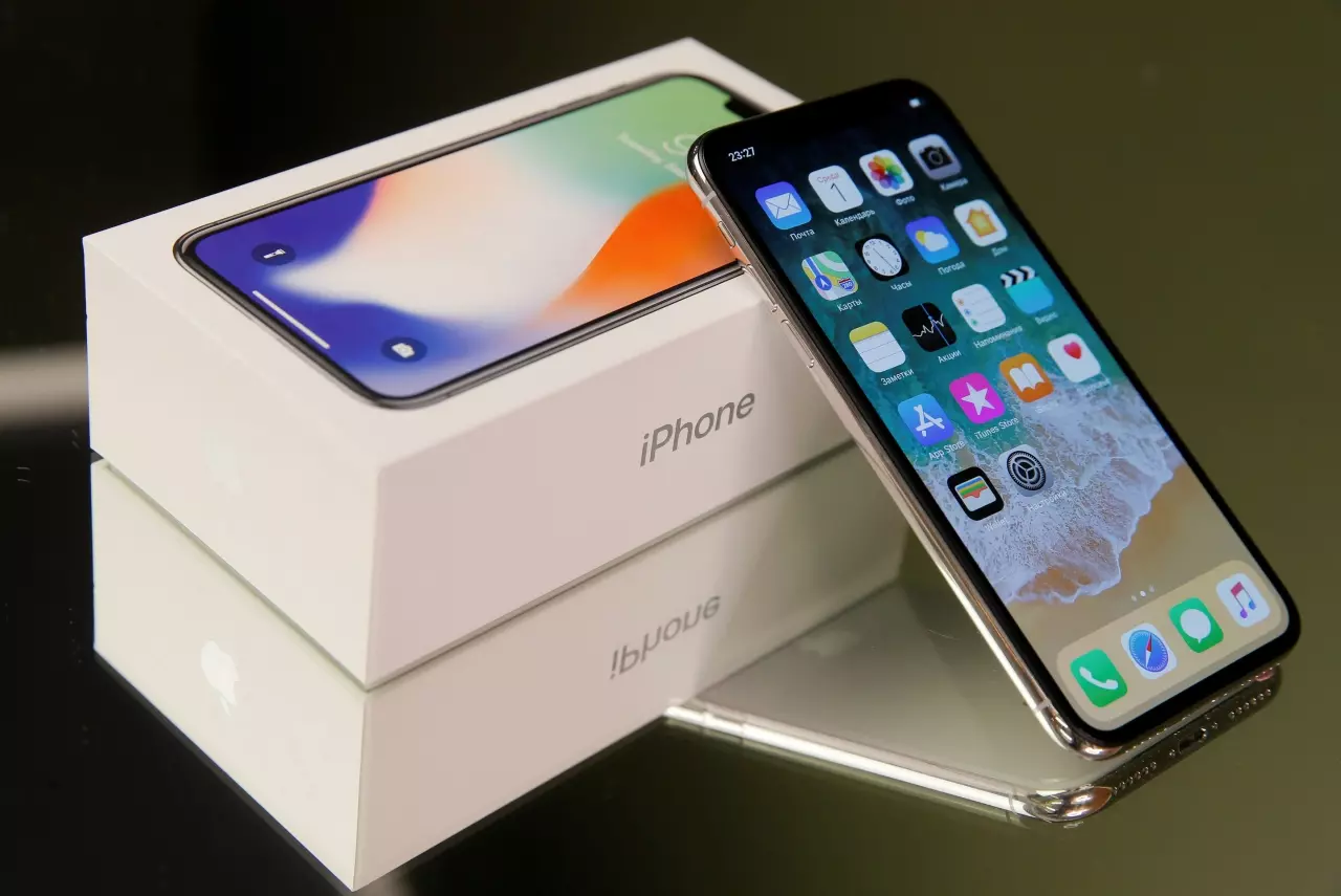 อย่าทำมึน! หิ้ว ‘iPhone X’ 1 เครื่องจากเมืองนอกเข้าไทย ต้องเสียภาษีก่อนออกสนามบิน