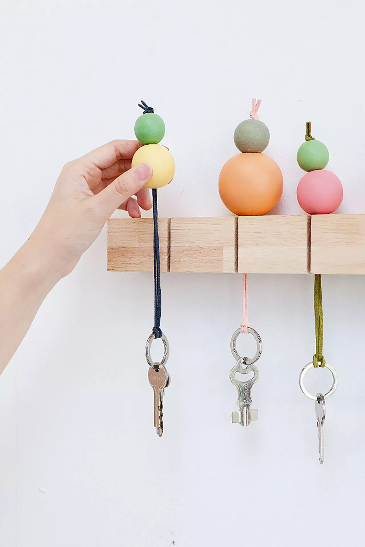 Key Holder ล็อกไม้แขวนพวงกุญแจ ทำเองได้ง่ายๆ