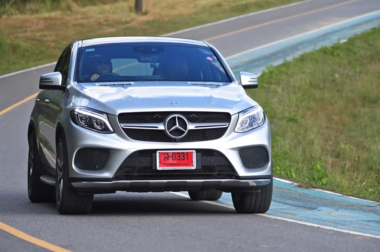 UNDERSTEER และ OVERSTEER เทคนิคการแก้ไขเมื่อรถเกิดอาการลื่นไถลท้ายปัด!